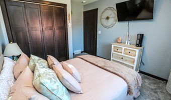1203 Nano Nagle Ave, Aberdeen, SD 57401