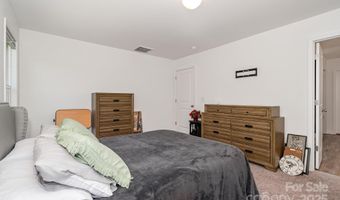 1026 Baileys Chapel Rd, Advance, NC 27006