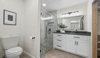 6821 Keeling St NW, Albuquerque, NM 87120