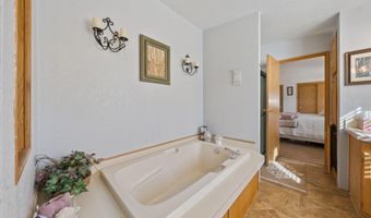 20 Mount Lewis Dr, Battle Mountain, NV 89820