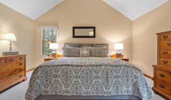 110 Fifers Ln, Boxborough, MA 01719