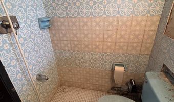 2447 S 5TH St, Philadelphia, PA 19148
