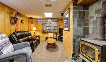 24 Burgess Rd, Foster, RI 02825