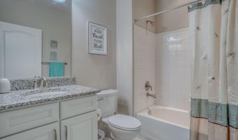 68 CRESTHAVEN Ln, Dover, DE 19901