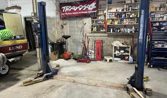 920-924 Parriott St, Aplington, IA 50604