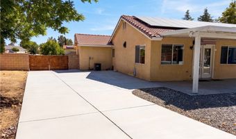 15358 Lookout, Apple Valley, CA 92307