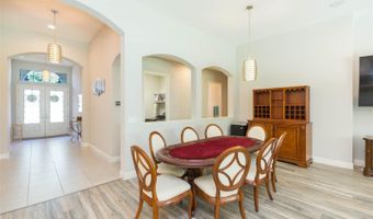 6331 VOYAGERS Pl, Apollo Beach, FL 33572