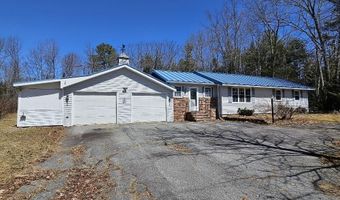 713 Mcgrath Pond Rd, Belgrade, ME 04917