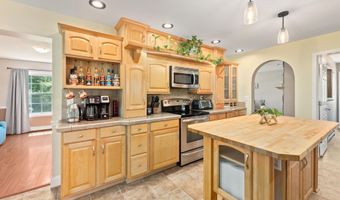 70 Riverside Dr, Allenstown, NH 03275