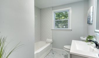 29 Mine Rd, Bristol, CT 06010