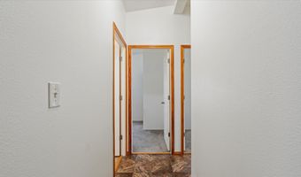 317 7th St, Benton City, WA 99320