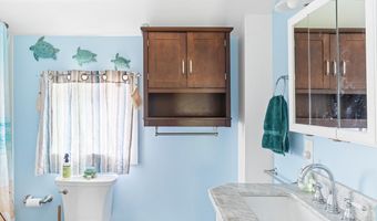 201 North St, Bath, ME 04530