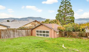 527 Chestnut St, Ashland, OR 97520