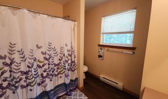107 Birchwood Rd, Blakeslee, PA 18610
