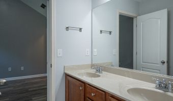 168 Putters Dr, Athens, GA 30607