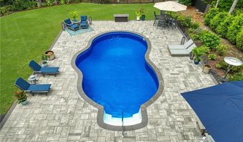 449 Sylvan Ct, North Kingstown, RI 02874