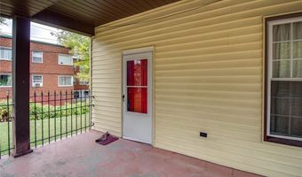 1053 Washington Ave, Alton, IL 62002