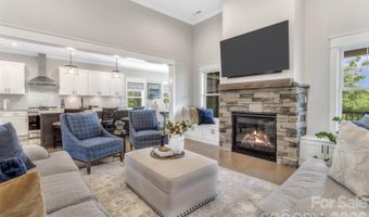 136 Ellis Ln, Arden, NC 28704