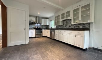 510 Maple Rdg, Albion, MI 49224