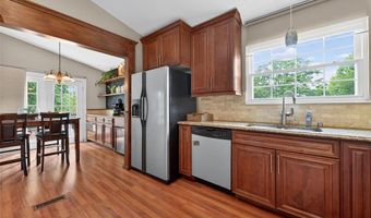100 Holly Green Dr, Ballwin, MO 63021