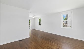 349 Boulevard, Middletown, RI 02842