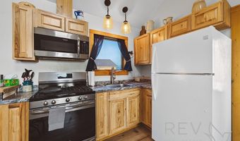 745 Southfork Rd, Cody, WY 82414