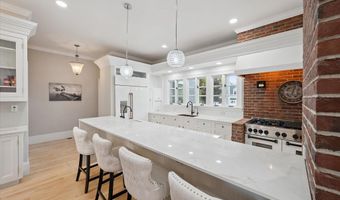 75 W Broadway, Bangor, ME 04401