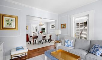 5 Pell St, Newport, RI 02840