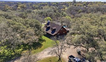 828 SHADY GROVE Ln, Adkins, TX 78101