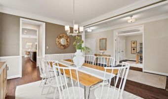 4798 VIRGINIA St, Alexandria, VA 22312
