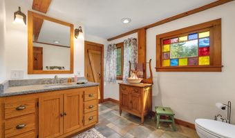 39 Sunset Hill Rd, Canterbury, NH 03224