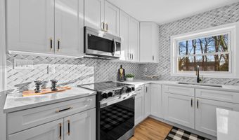 4405 LAUREL Rd, Alexandria, VA 22309