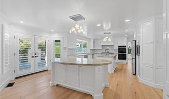 28925 Medea Mesa Rd, Agoura Hills, CA 91301