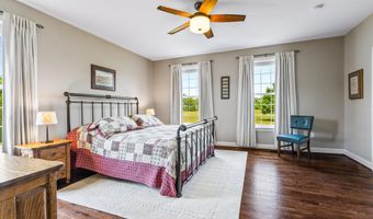 5715 DOUBS Rd, Adamstown, MD 21710