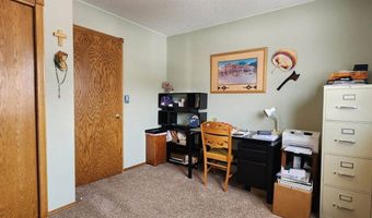 6707 Sonora Way, Bismarck, ND 58503