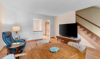 711 OLSON Ave F, Appleton, WI 54914