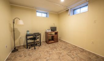 3 Swanson Dr, Bristol, CT 06010