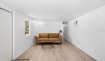 13401 PALM Dr, Astatula, FL 34705