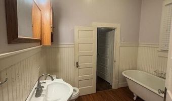 717 E 7th St, Crowley, LA 70526