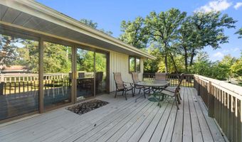 200 N Forest Ct, Addison, IL 60101
