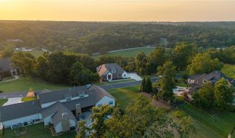 2808 Palisades Cir, Bentonville, AR 72712