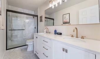 10242 Garden State Dr, Las Vegas, NV 89135