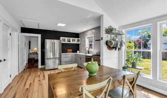 109 Capstan Ave, Beachwood, NJ 08722