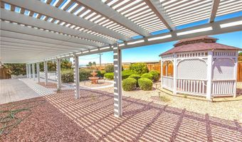 16048 Wintun Rd, Apple Valley, CA 92307