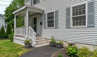 211 Oak St, Bath, ME 04530
