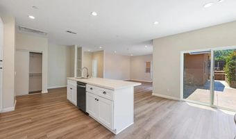 1135 E 3rd Ave, Escondido, CA 92025