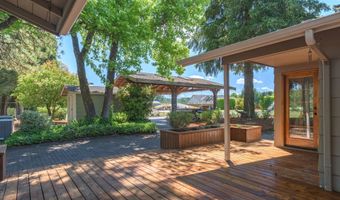 87313 CHINQUAPIN Loop, Veneta, OR 97487
