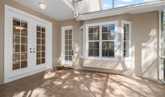 215 OCEANIA Ct, Apollo Beach, FL 33572