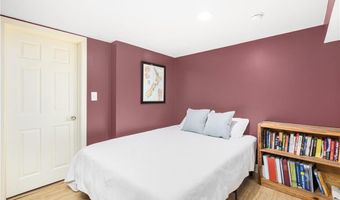 7 Jencks Rd, Cumberland, RI 02864