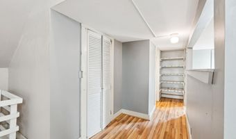 56 Chapel St, Augusta, ME 04330